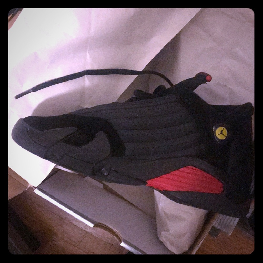 Air Jordan 14 retro size 5Y